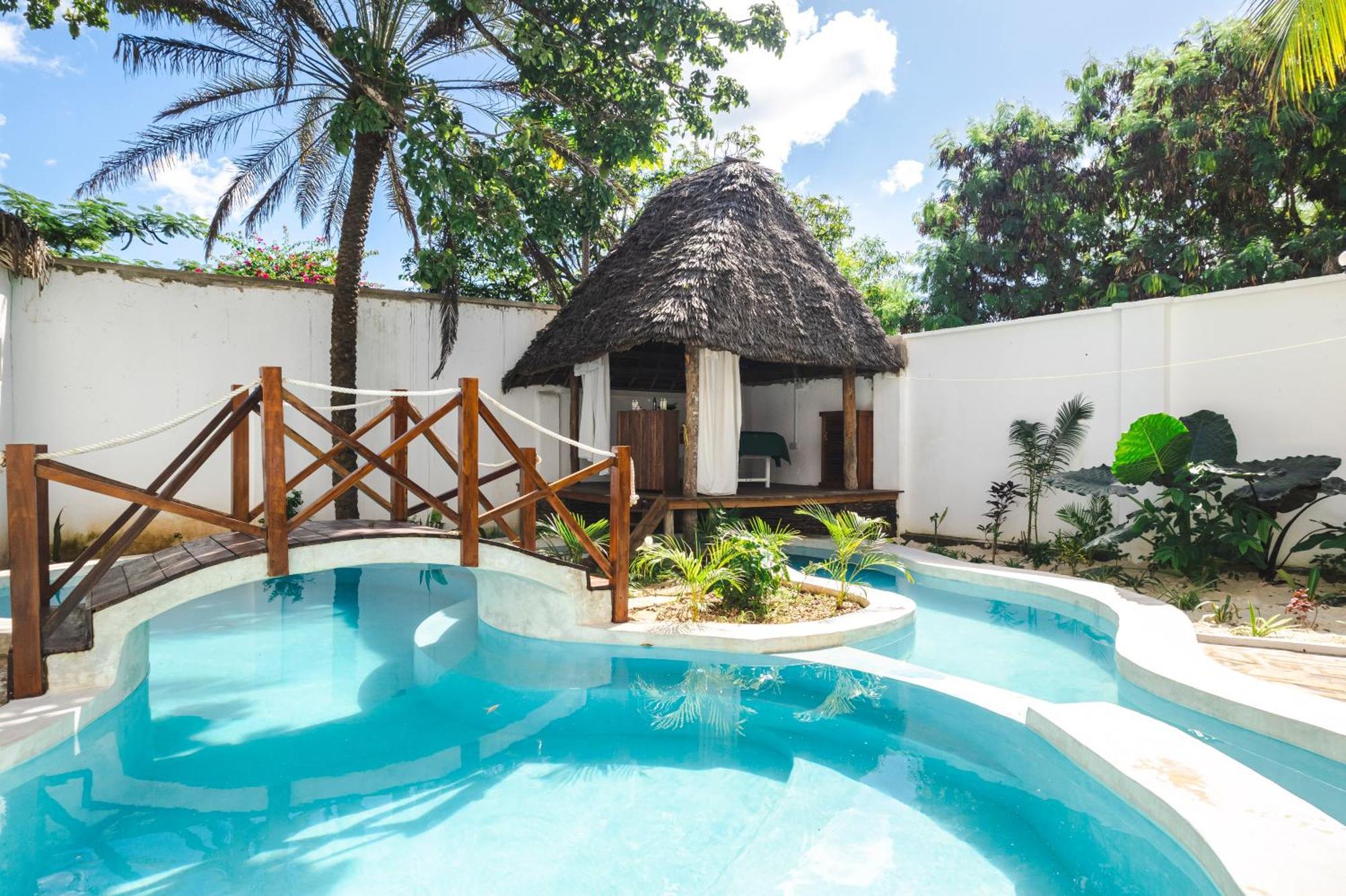 Tasneem Islamic Luxury Suites Jambiani  Extérieur photo