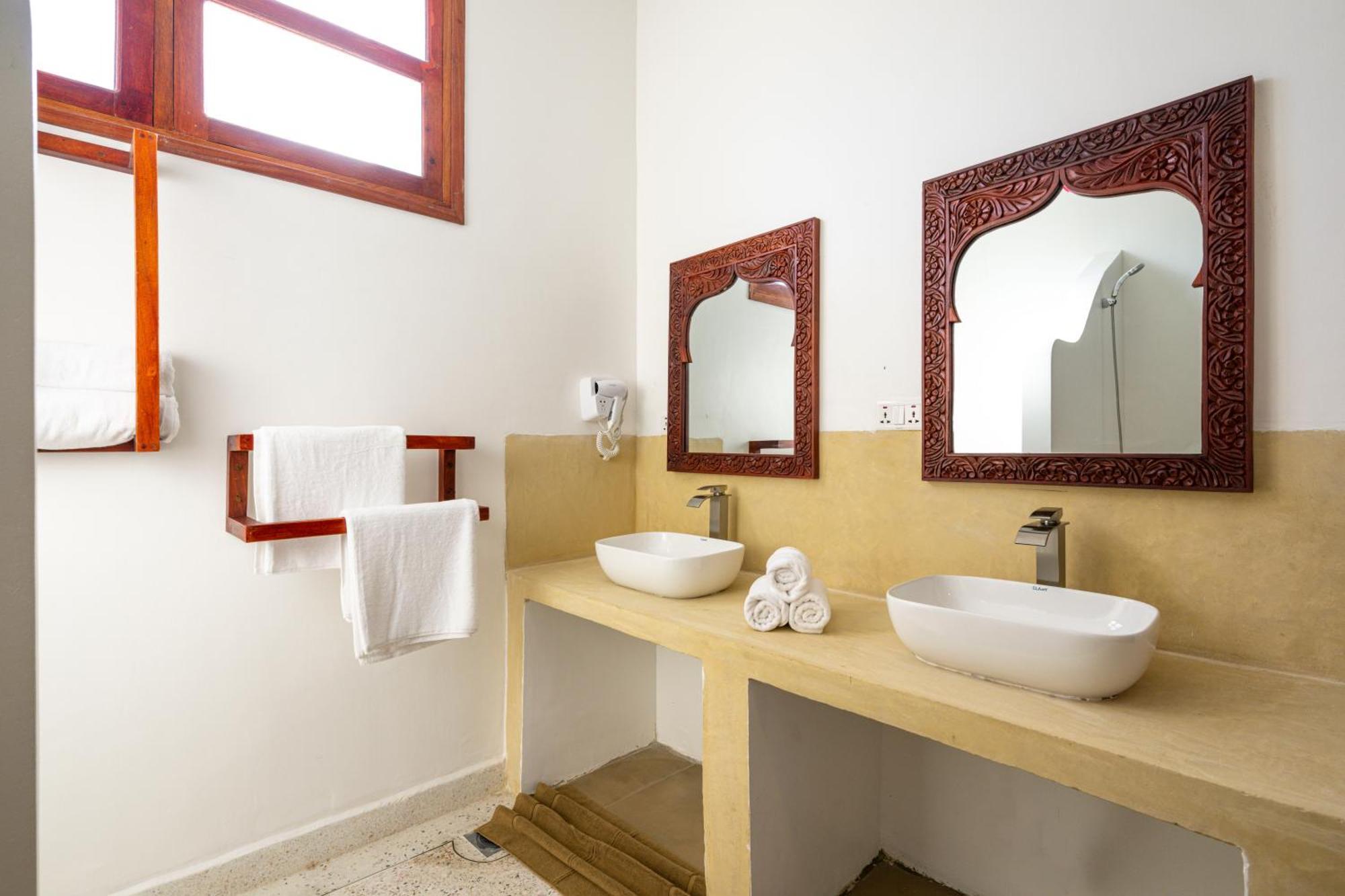 Tasneem Islamic Luxury Suites Jambiani  Extérieur photo