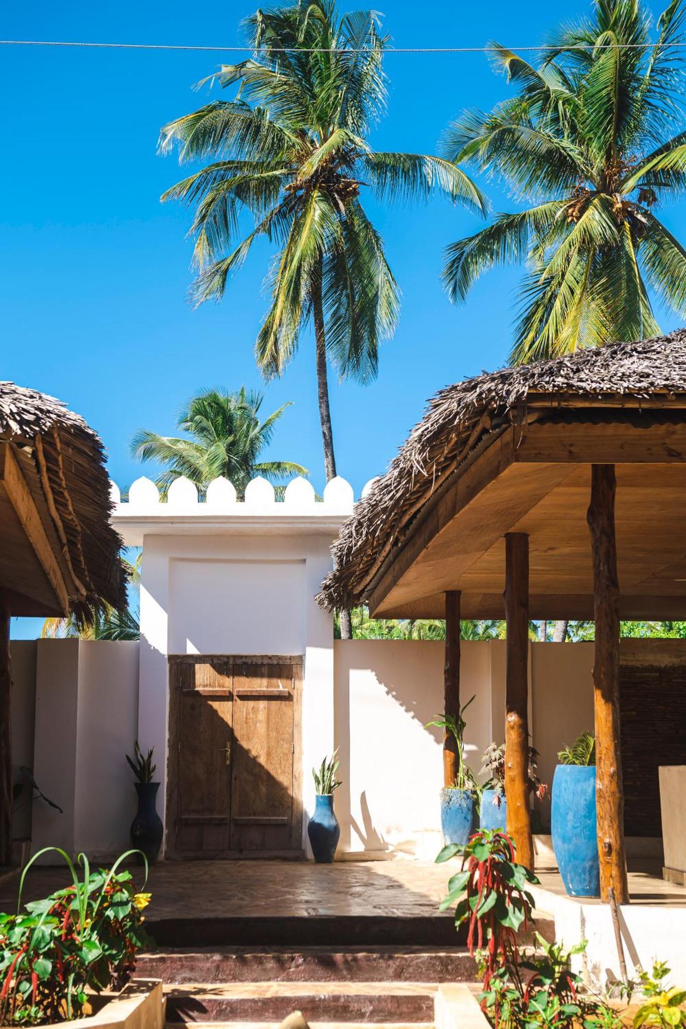 Tasneem Islamic Luxury Suites Jambiani  Extérieur photo