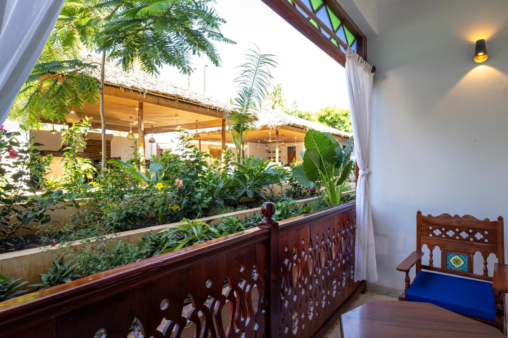 Tasneem Islamic Luxury Suites Jambiani  Extérieur photo