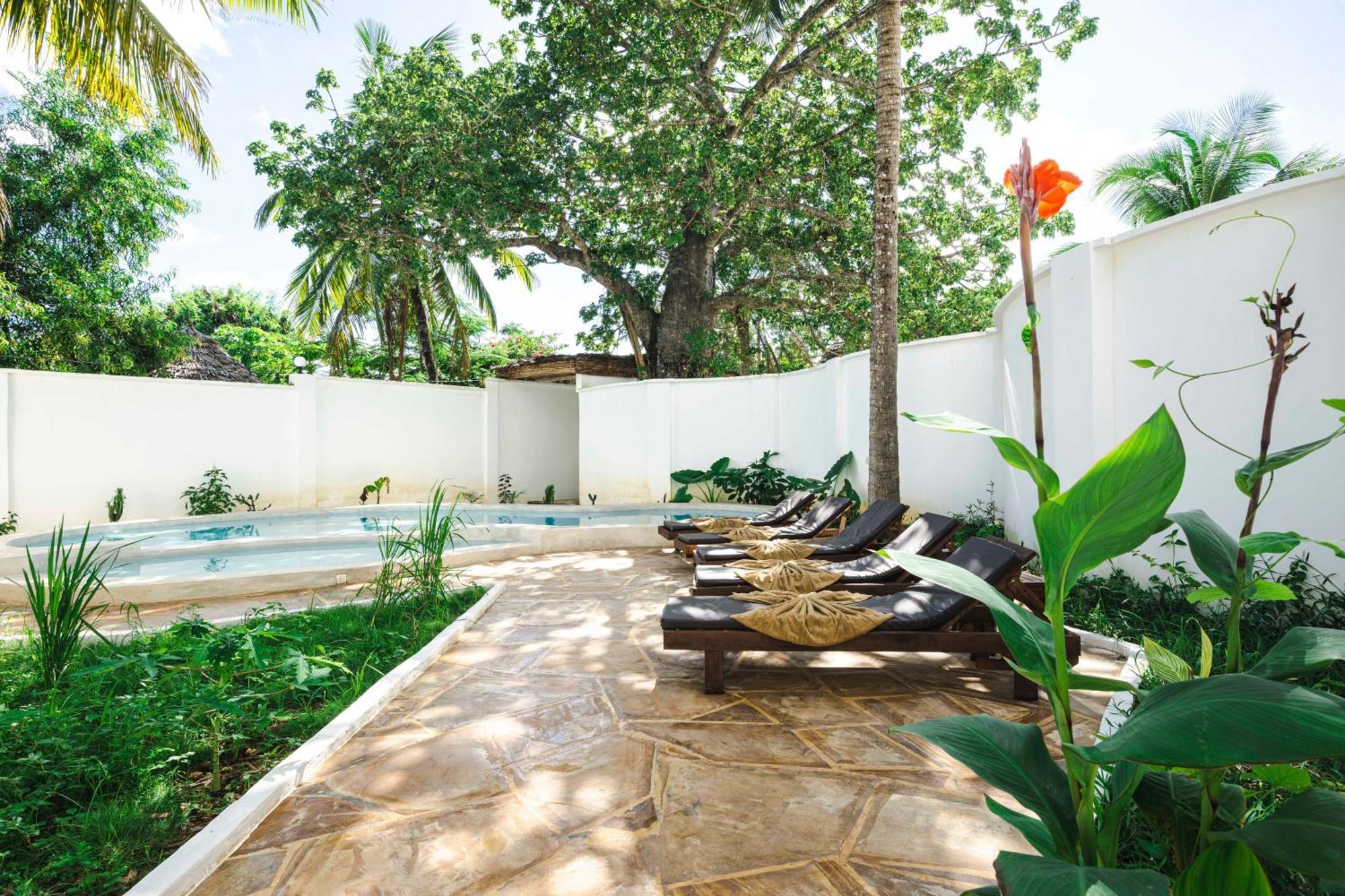Tasneem Islamic Luxury Suites Jambiani  Extérieur photo